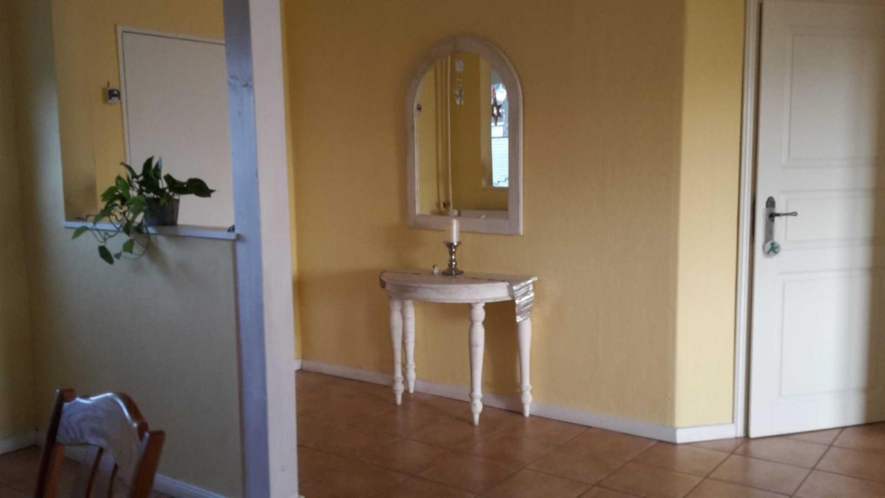 Schoene Ferienwohnung Im Alten Gasthaus In Stoltebuell エクステリア 写真